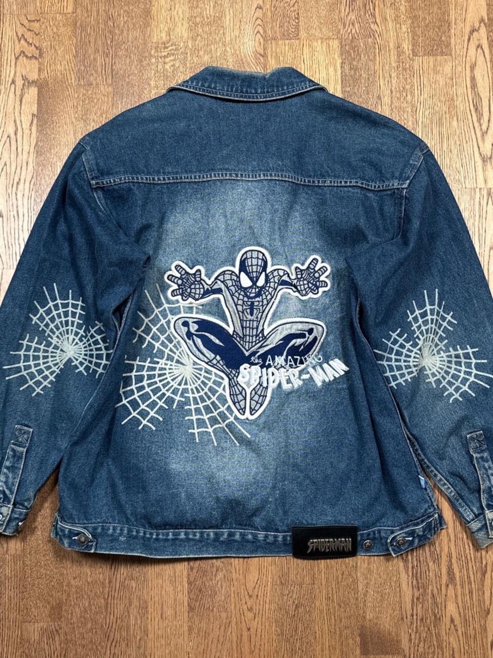 Vintage Y2K Amazing Spider-Man Marvel Embroidered Denim Trucker Jacket Mens XL